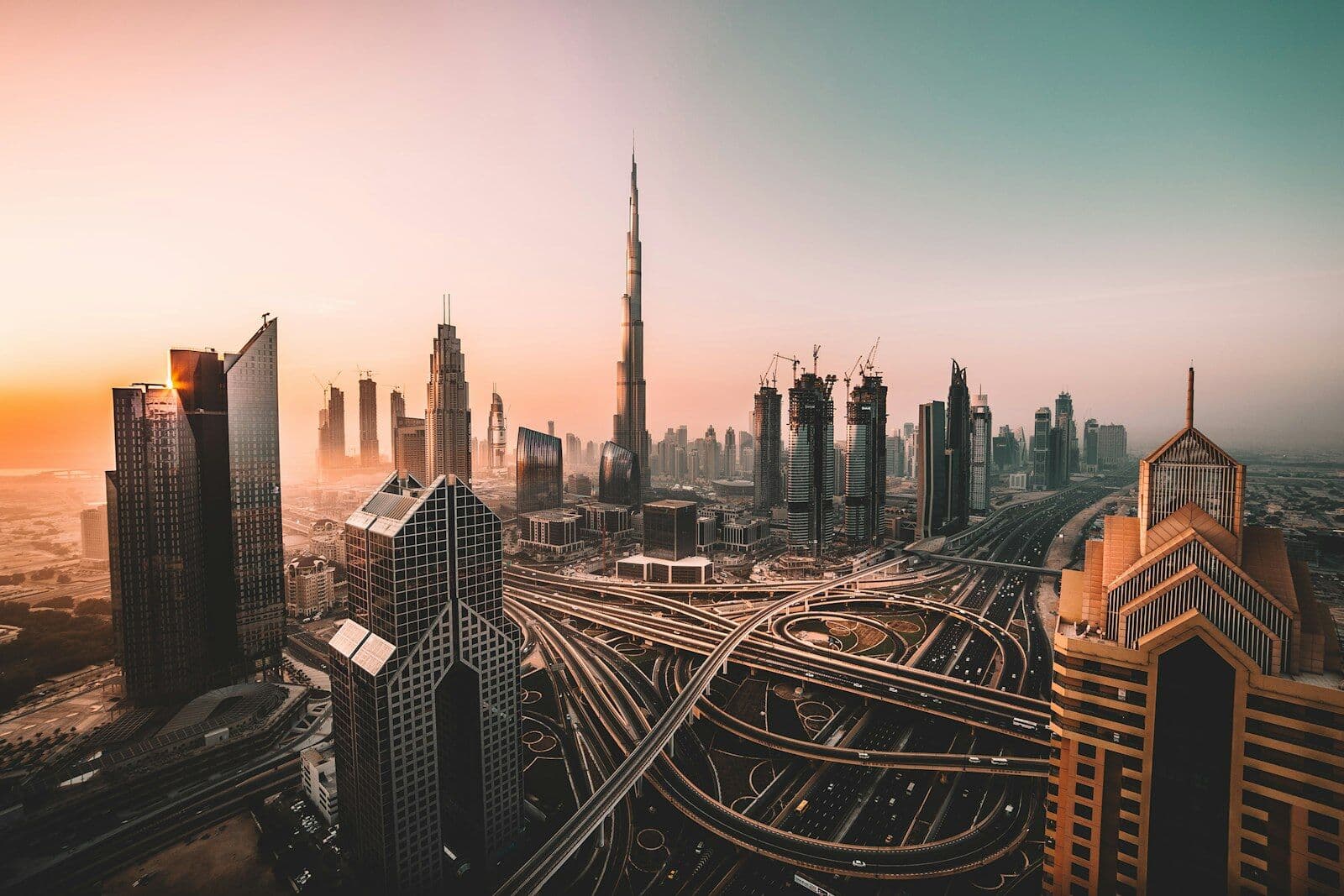 Equipment rental in Dubai
