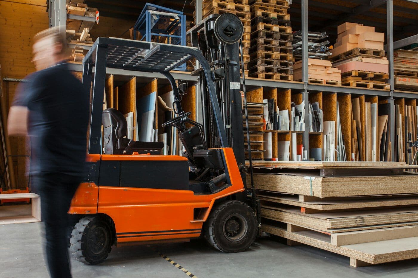 Equipment rental in Sharjah
