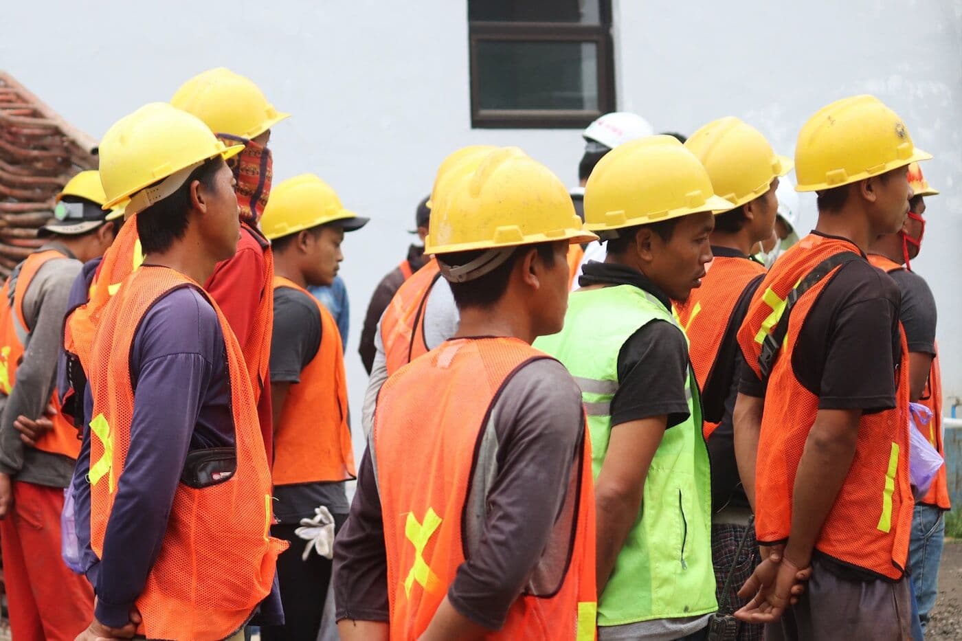 Collins Equipments team supporting a project site